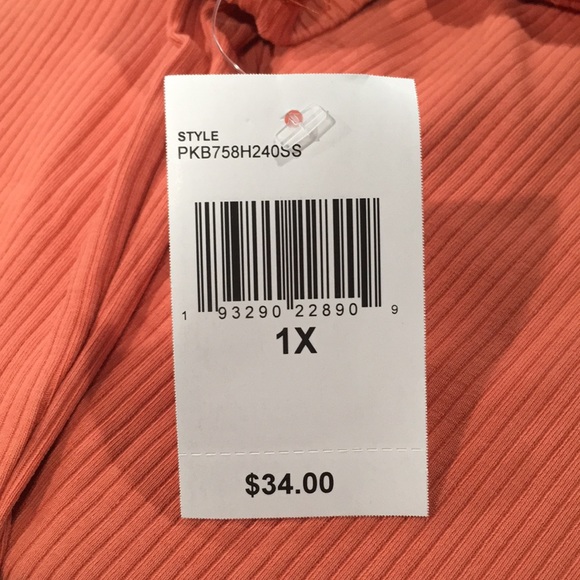 Nice New With Tags “Almost Famous” Ribbed Shirts - Picture 7 of 8